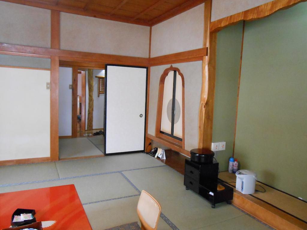 Takaragawa Onsen Ousenkaku Hotell Minakami Exteriör bild